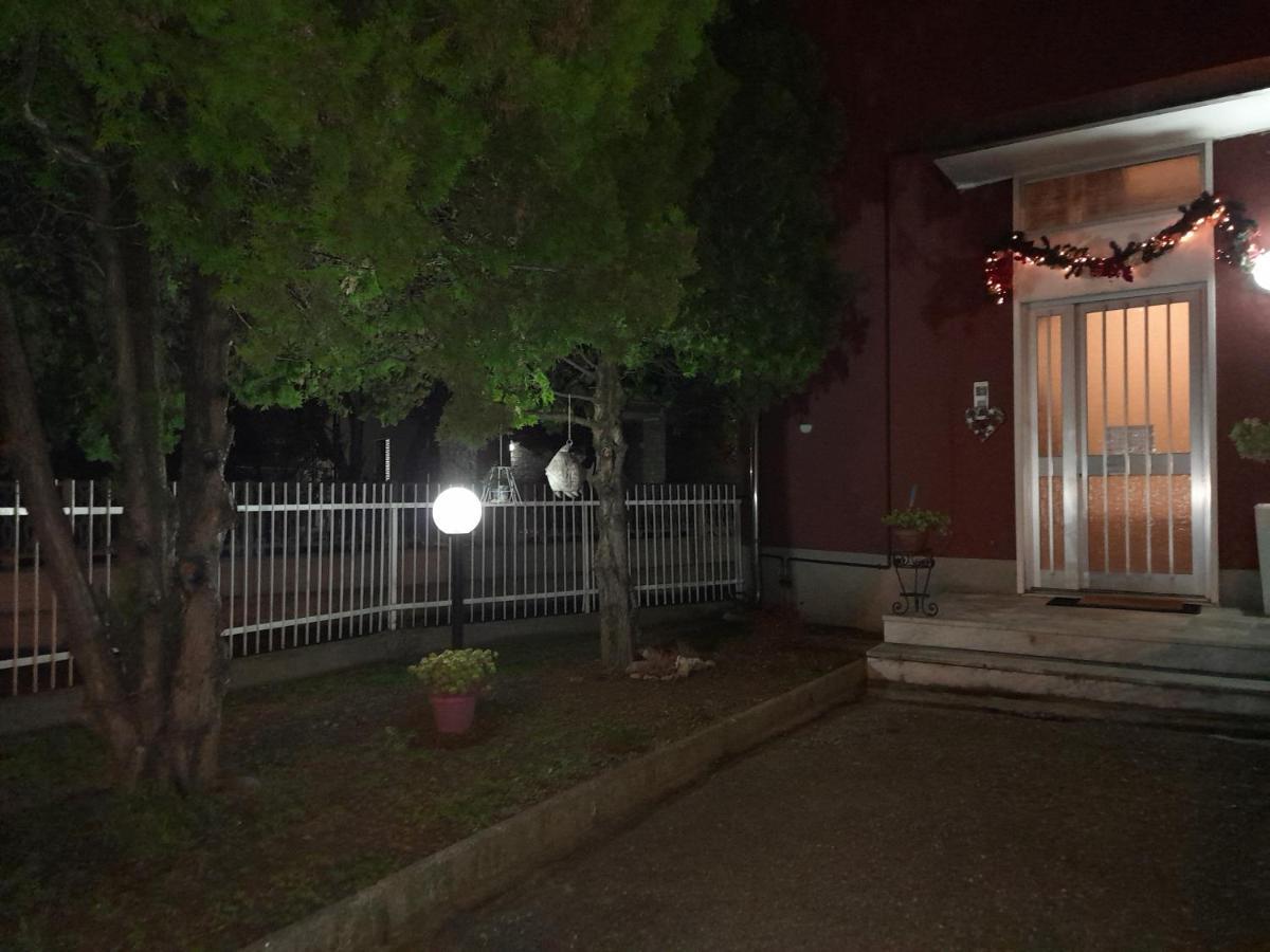 Cristel Malpensa Room Cardano al Campo Kültér fotó